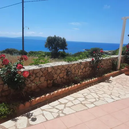 Chelmis Asta La Vista Maisonettes منزل ريفي